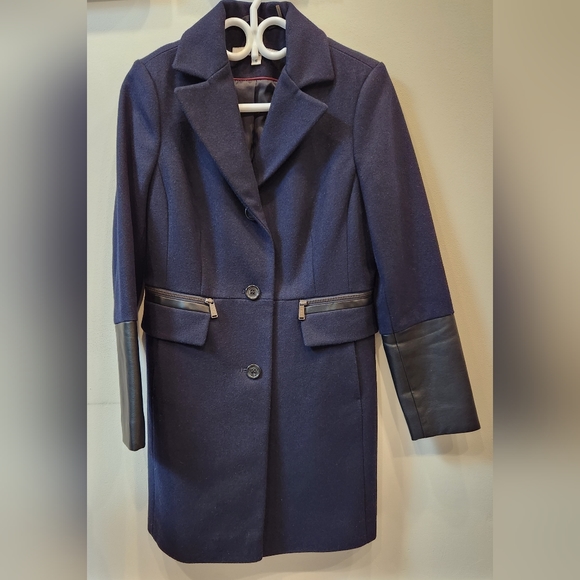 DKNY Wool Blend Coat with Faux Leather Details, Navy Blue, Size US 6 - Picture 3 of 11